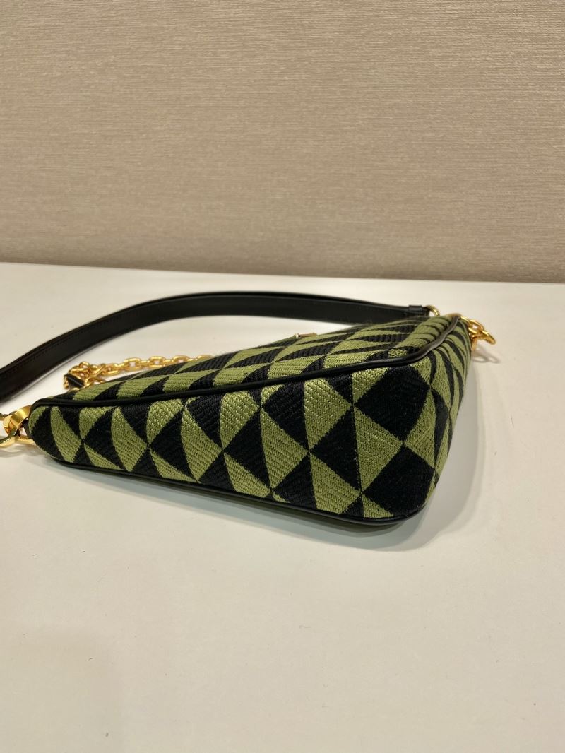 Pra*a triangle pouch